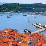 Beautiful Pianta With Pool In Porec Apartman *